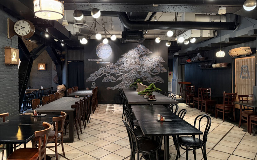 丸壱富士 銀座コリドー街