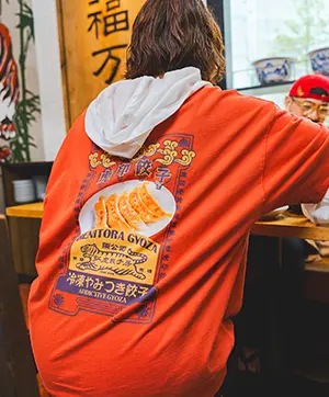 ベニトラグラフィックTシャツ